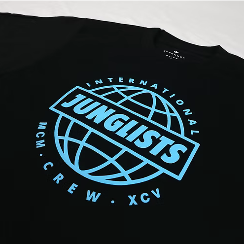 UNCOMMON BEING - 95 INTERNATIONAL T-SHIRT