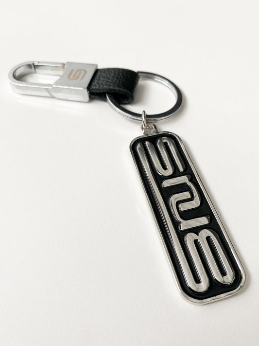 SNUG - KEYCHAIN