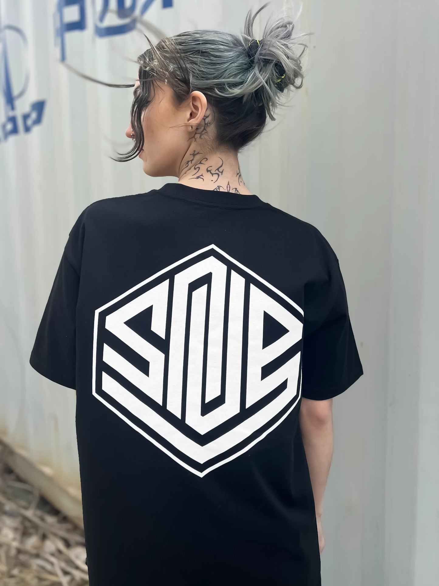 SNUG - CUBE - Black Tee