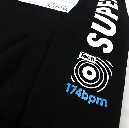 UNCOMMON BEING - SUPER 90S HOODIE