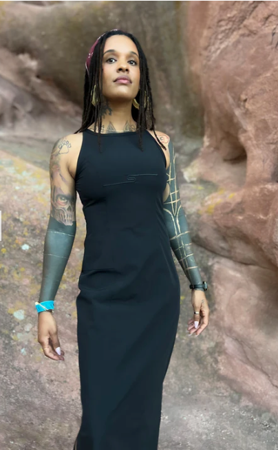 SNUG - SAVANNAH DRESS - BLACK