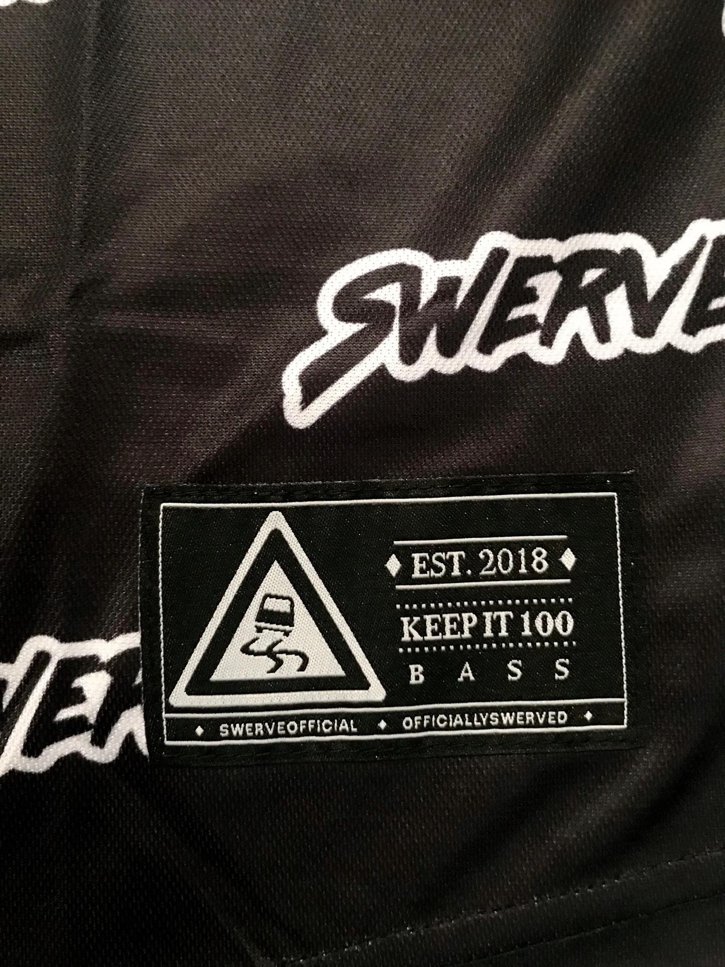 SWERVE - Swerve Print Jersey BLACK